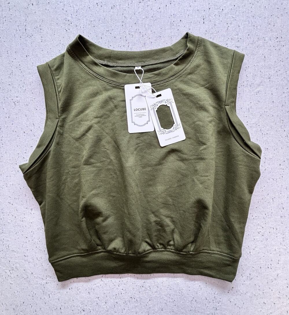 NWT LOCUBE Cropped Sweatshirt Vest Green Crew Neck Shoulder Pad Style Top Size S